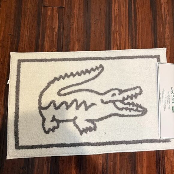 Lacoste Legend Bath Rug 20x32 - Picture 1 of 4